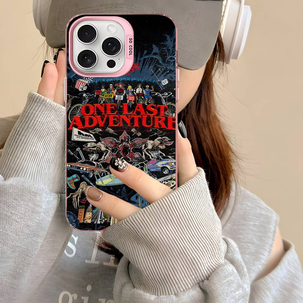 Coque iPhone mate Stranger Things One Last Adventure vu de face
