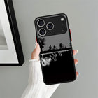 Coque iPhone noire Stranger Things vélos et Monde à l'Envers