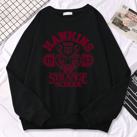 Sweat Stranger Things Hawkins 1983 Strange School – coloris Noir
